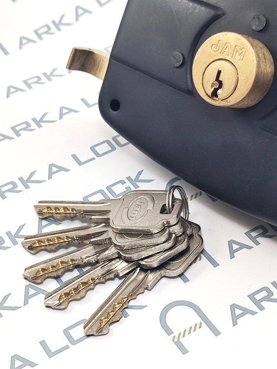 قفل حیاطی ایرانی بسیار با کیفیت جام با کلید دوشیار پله ای